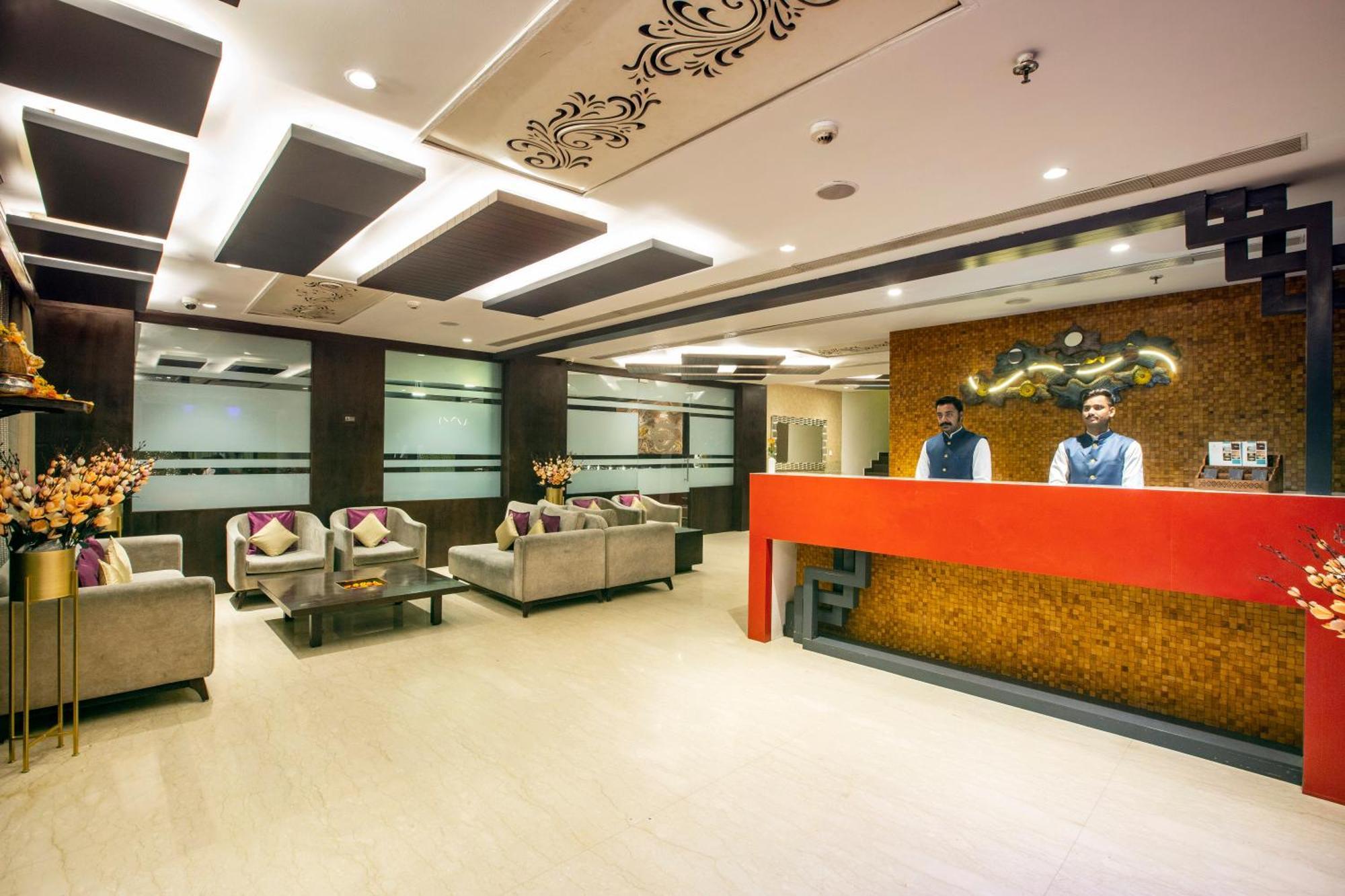 Vesta Grand Central Ουνταϊπούρ Εξωτερικό φωτογραφία